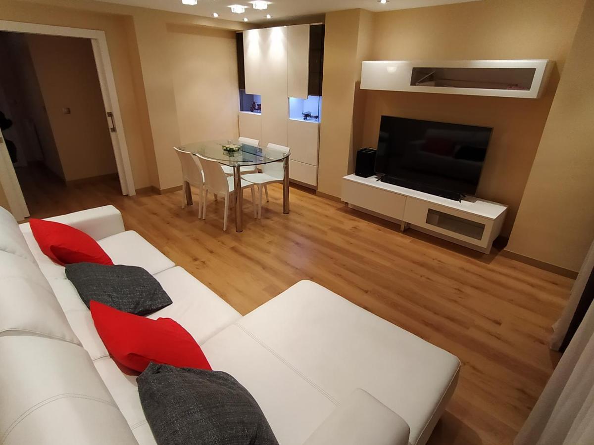 Marysa Continental Bonito Piso A Un Paso De La Playa Con Aparcamiento Apartment Gijon Bagian luar foto